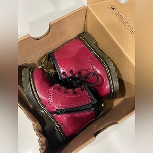 Dr martens infant
